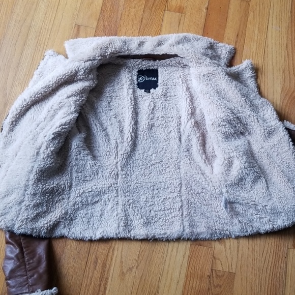 small Guess faux leather/fur jacket - Picture 4 of 5
